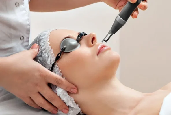 phương pháp trị thâm mắt bằng laser